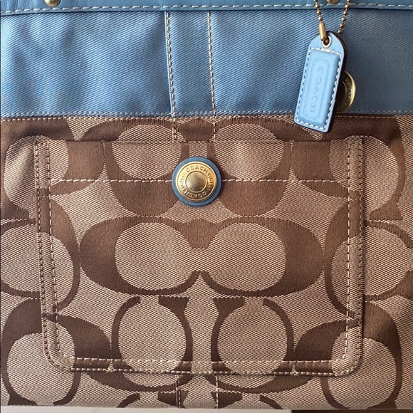 👜 Authentic Coach Signature Tote & Coin Purse👜 - Picture 10 of 15